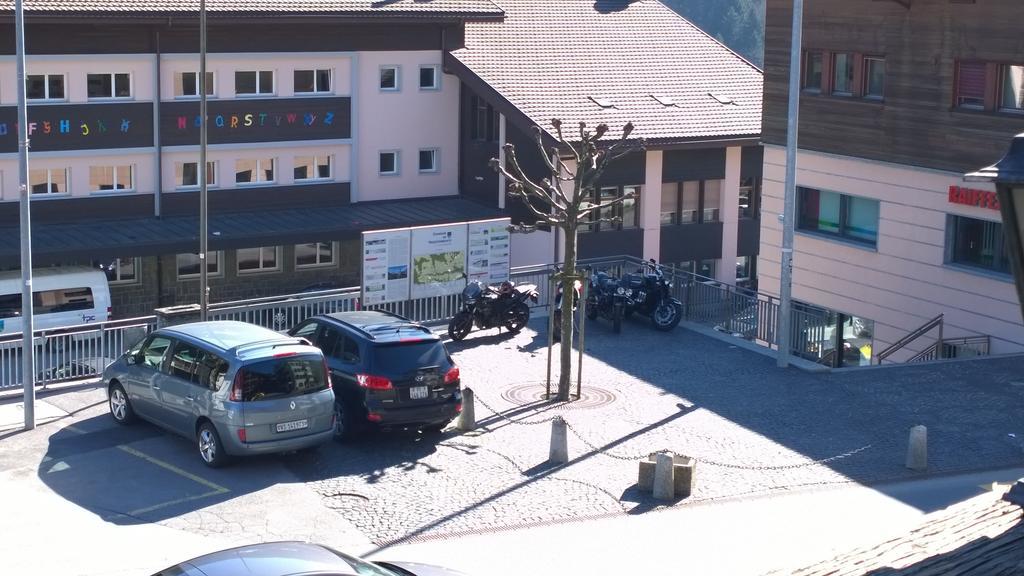 海尔维提亚住宿加早餐旅馆 Troistorrents 外观 照片